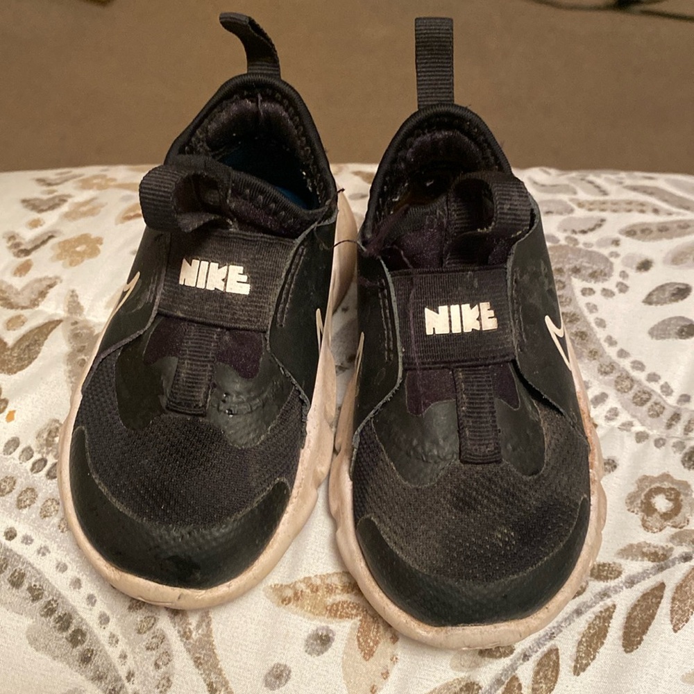 Toddler shoes